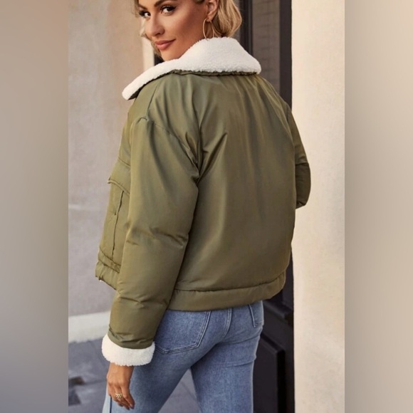 3 LEFT 🖤 olive green puffer jacket shearling collared lined quilted jacket - Picture 2 of 2